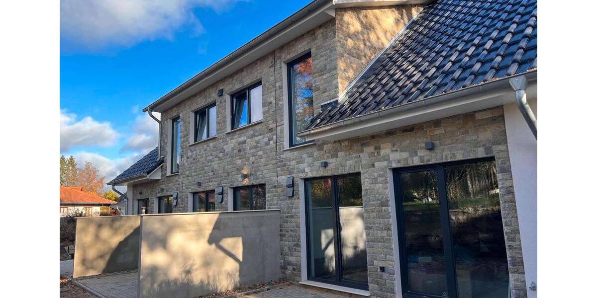 Reihenhaus Lüneburg - 4 Zimmer, 140 m&sup2;, 1.420&euro; | Angebot:25452581