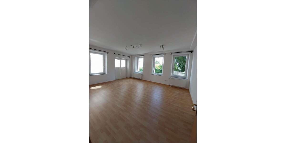 Etagenwohnung Stuttgart Rosenberg - 4 Zimmer, 145 m&sup2;, 1.960&euro; | Angebot:27069146