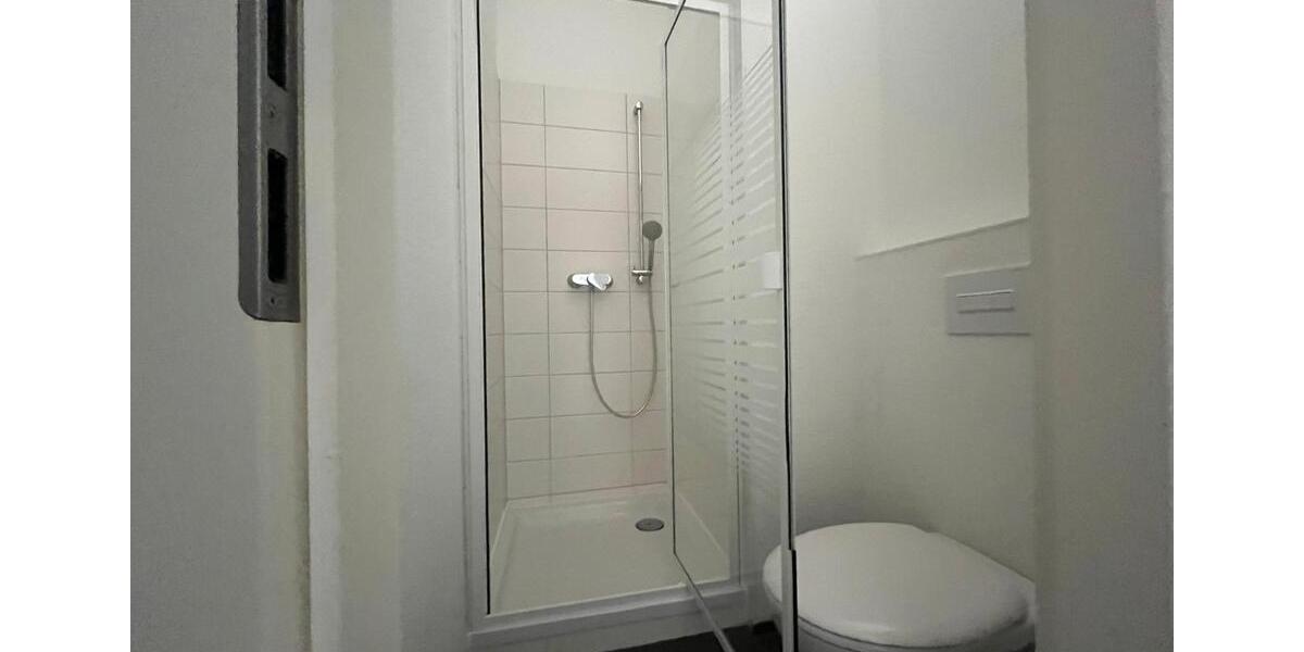 Etagenwohnung Frankfurt (Oder) - 5 Zimmer, 121 m&sup2;, 1.453&euro; | Angebot:24795058