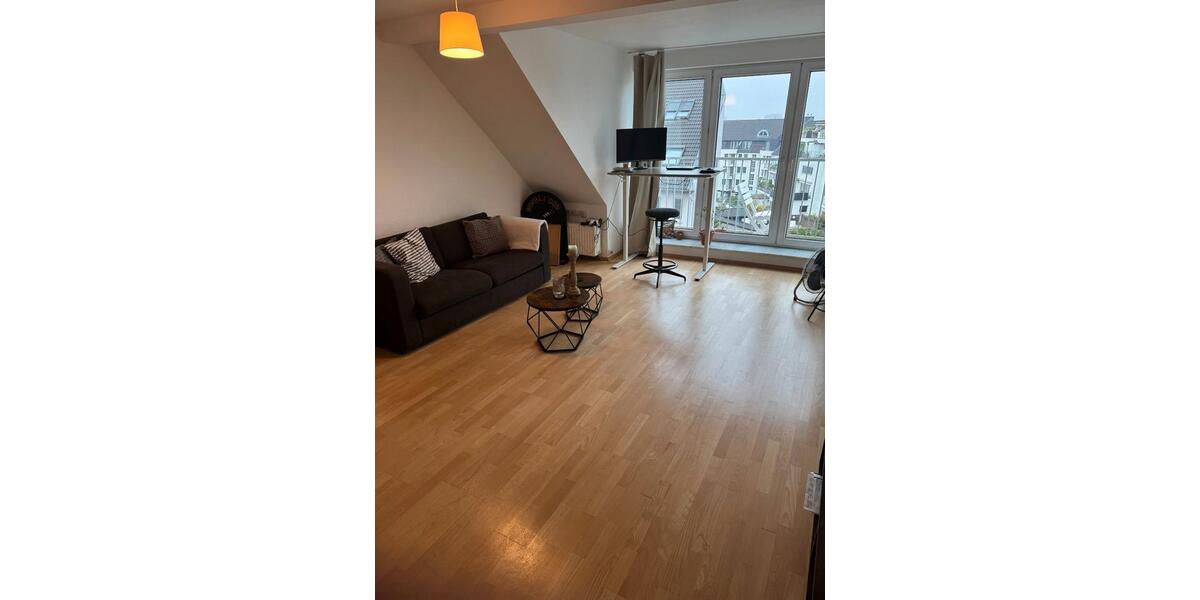 Wohnen auf Zeit Düsseldorf Pempelfort - 2 Zimmer, 67 m&sup2;, 1.290&euro; | Angebot:26637215