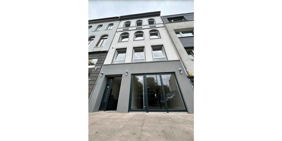 Modernes WG-Zimmer in frisch sanierter 2er-WG 3 zimmer