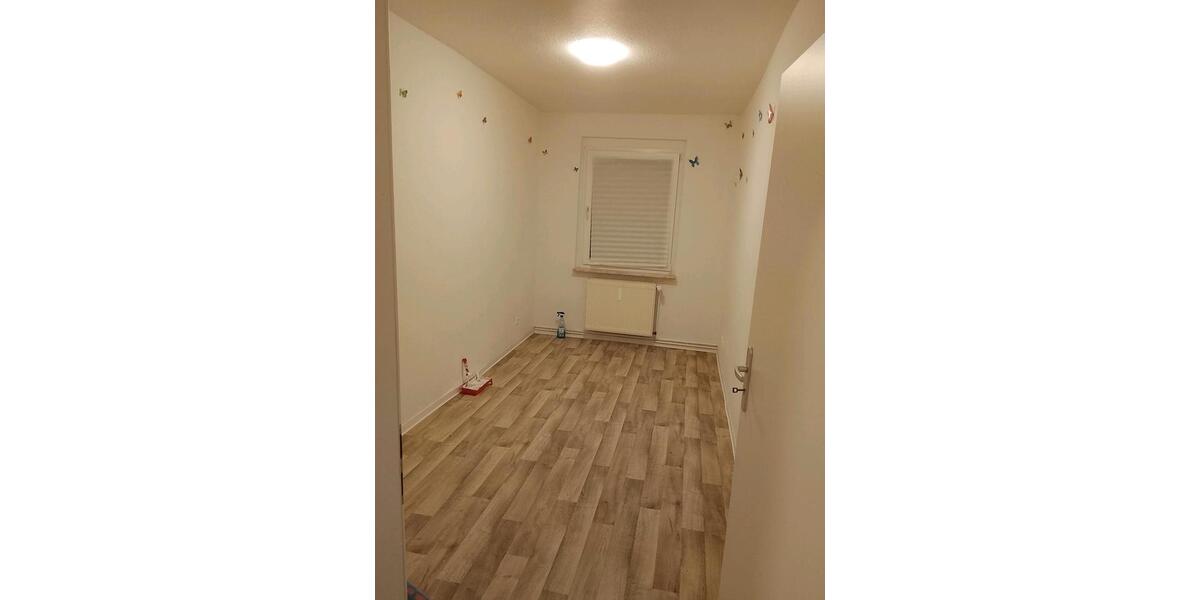 Etagenwohnung Wanzleben-Börde Börde - 4 Zimmer, 76 m&sup2;, 426&euro; | Angebot:25992961