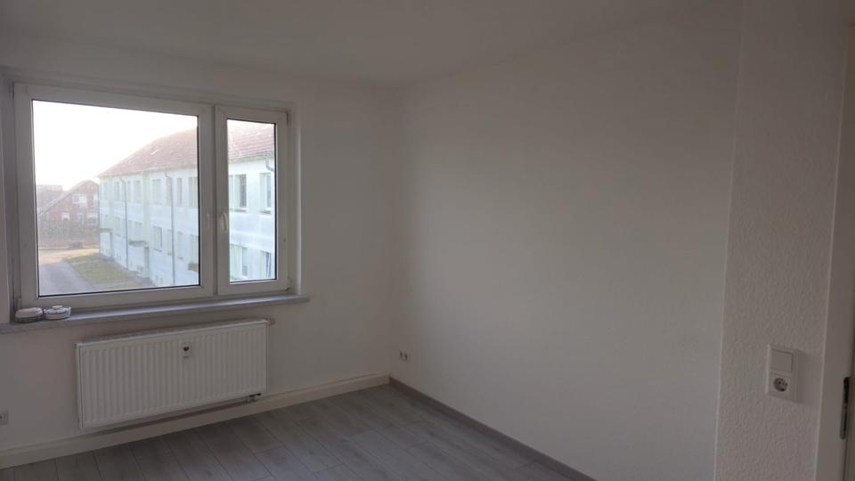 Etagenwohnung Osternienburger Land - 4 Zimmer, 70 m&sup2;, 430&euro; | Angebot:26268412