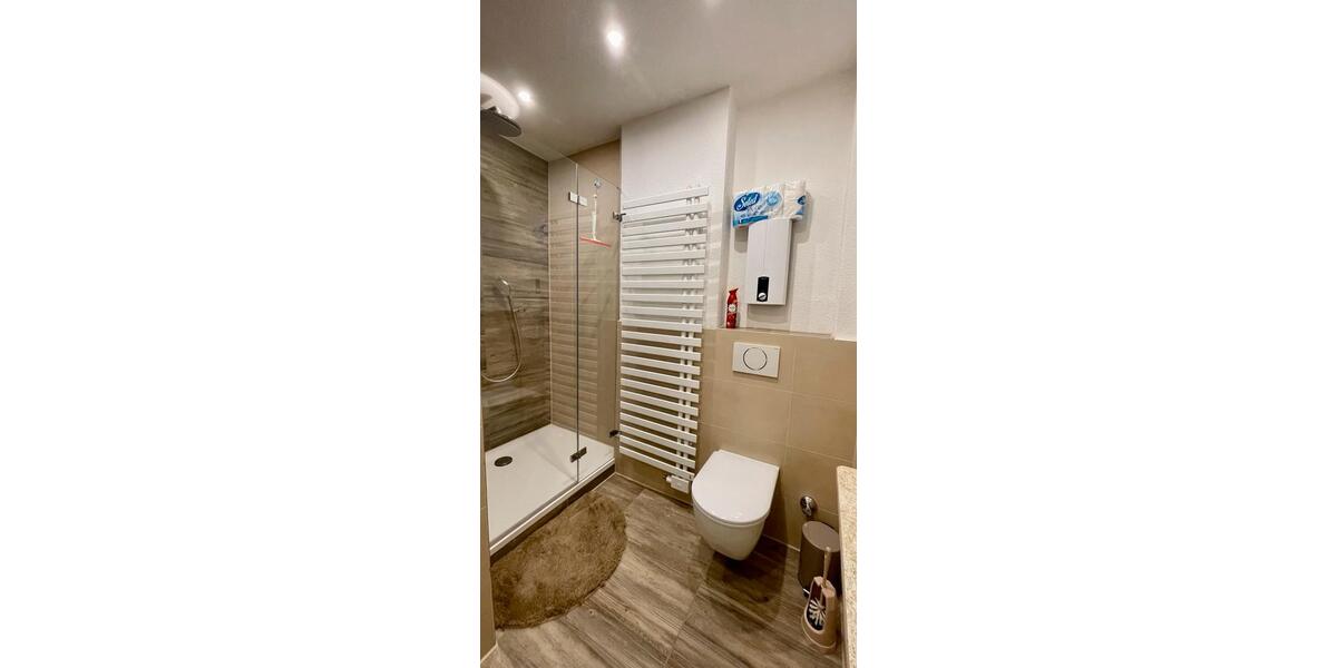 Wohnen auf Zeit Dormagen Sankt Peter - 3 Zimmer, 90 m&sup2;, 15&euro; | Angebot:25412844