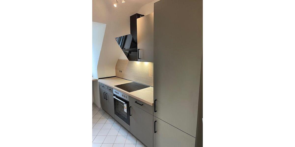 Dachgeschoßwohnung Kassel Vorderer Westen - 2 Zimmer, 49 m&sup2;, 649&euro; | Angebot:24750607