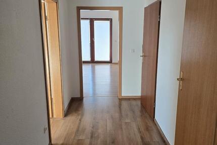 Wohnung Eichenzell - 4 Zimmer, 98 m&sup2;, 931&euro; | Angebot:27572593