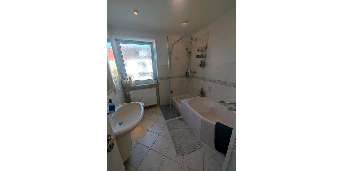 Reihenhaus Ingolstadt - 5 Zimmer, 100 m&sup2;, 1.400&euro; | Angebot:26527514