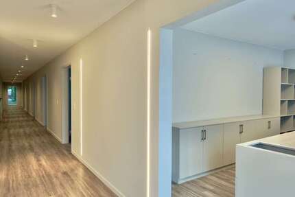 Gewerbeobjekt Isernhagen-Altwarmbüchen Altwarmbüchen - 3.000&euro; | Angebot:27198309