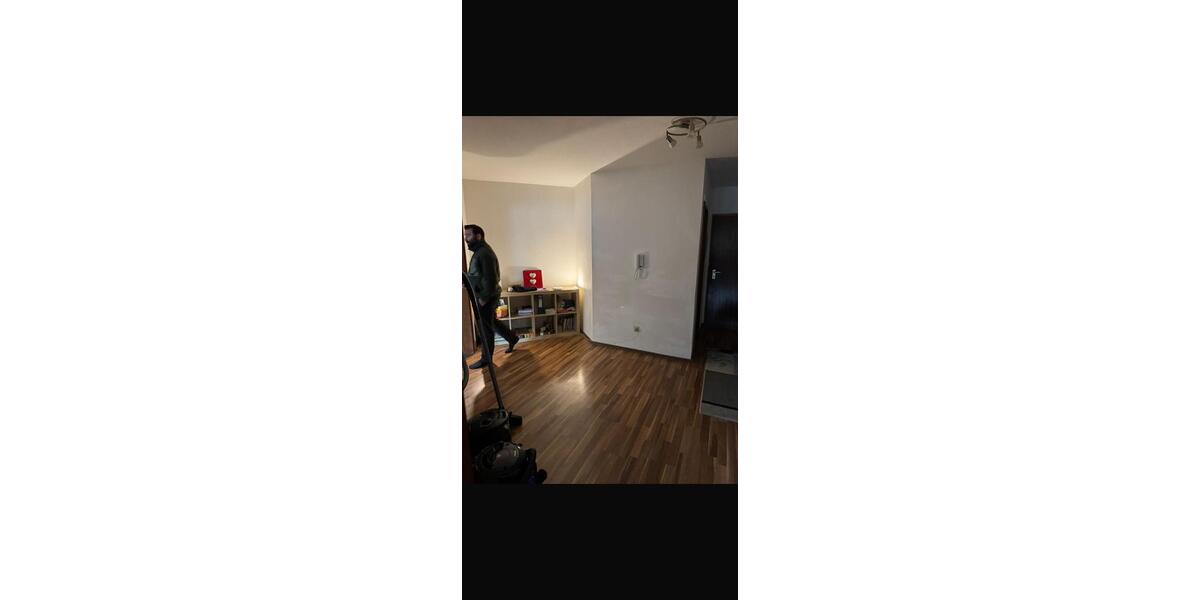 Etagenwohnung Eningen unter Achalm - 3 Zimmer, 83 m&sup2;, 1.440&euro; | Angebot:26593078
