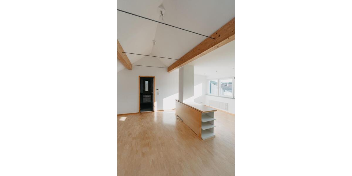 Maisonettenwohnung Tauberbischofsheim - 7 Zimmer, 180 m&sup2;, 1.650&euro; | Angebot:26516847