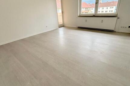 Renovierte 3 Zimmer Wohnung - sofort bezugsfertig 3 zimmer