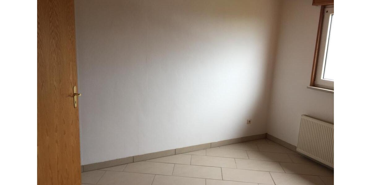 Dachgeschoßwohnung Waldalgesheim - 2 Zimmer, 80 m&sup2;, 770&euro; | Angebot:25906883