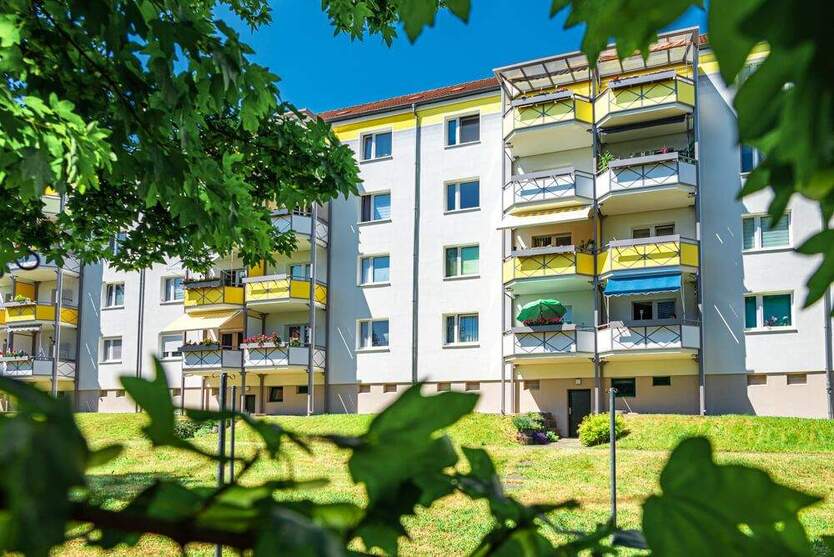 Top-sanierte 3-Raum-Wohnung in schöner Lage 3 zimmer