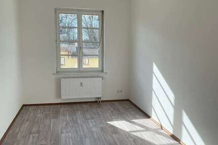 Wohnung zum Mieten in Leipzig 360 € 40 m² 2 zimmer