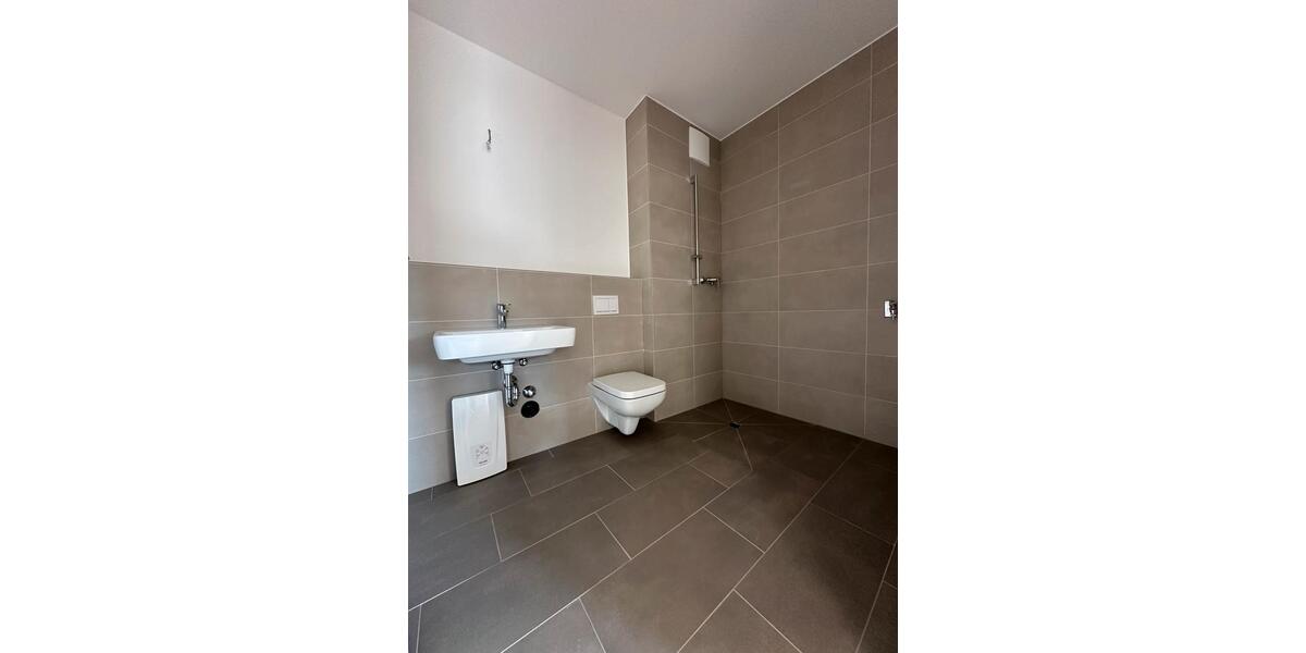 Etagenwohnung Nauen - 3 Zimmer, 81 m&sup2;, 1.375&euro; | Angebot:26364951