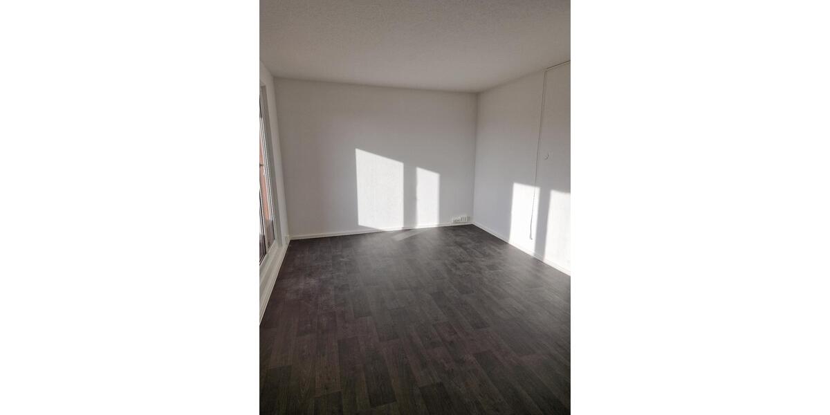 Etagenwohnung Gräfenhainichen - 3 Zimmer, 56 m&sup2;, 367&euro; | Angebot:24713395