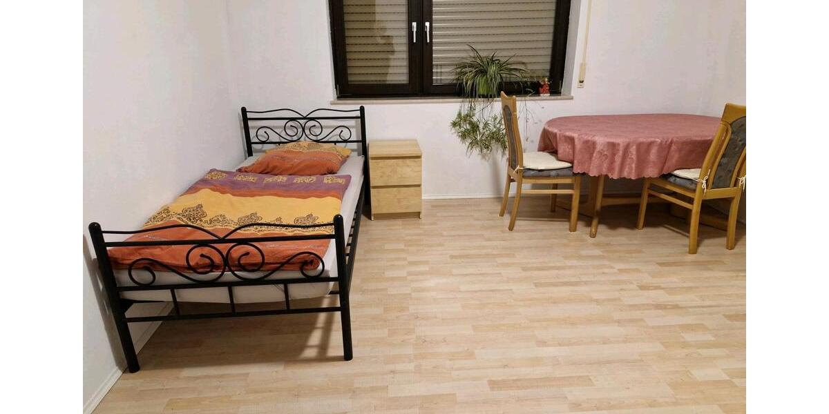 Wohnen auf Zeit Rammelsbach - 1 Zimmer, 18 m&sup2;, 20&euro; | Angebot:26623581