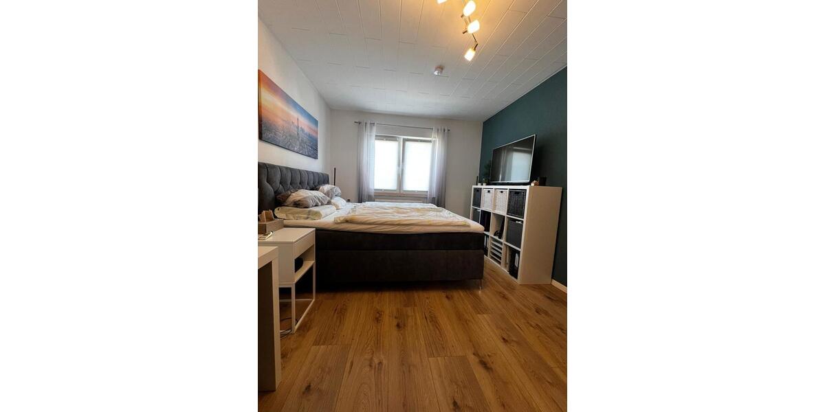 Etagenwohnung Homburg - 2 Zimmer, 65 m&sup2;, 600&euro; | Angebot:26638471