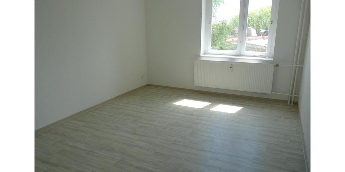 Etagenwohnung Güsten - 4 Zimmer, 85 m&sup2;, 364&euro; | Angebot:25882140
