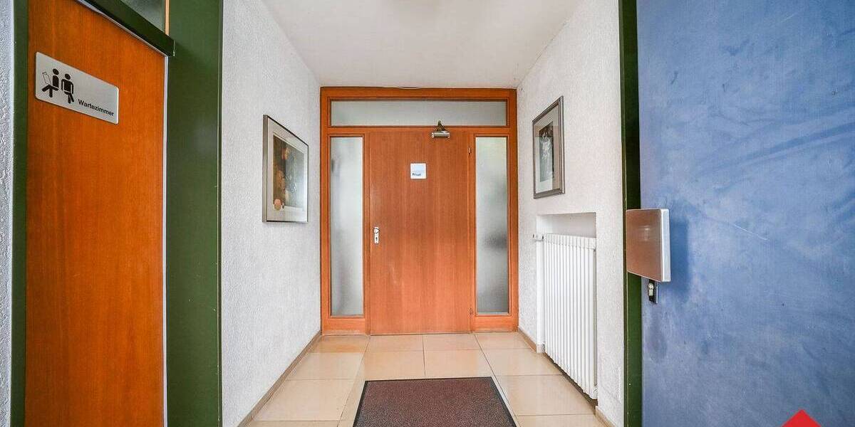 Büro Praxis mit Kfz-Stellplätzen in ruhiger Lage von Meinerzhagen - Gewerbeobjekt Meinerzhagen | Angebot:26931435