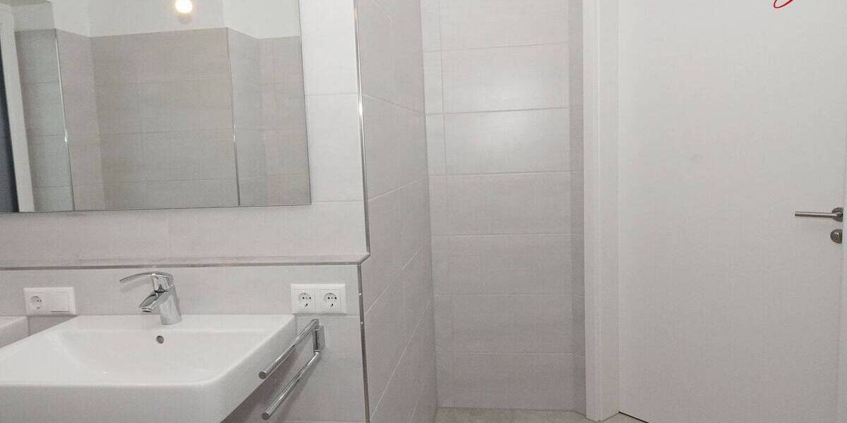 Etagenwohnung Wiesmoor Wiesederfehn - 3 Zimmer, 93 m&sup2;, 1.030&euro; | Angebot:25938374