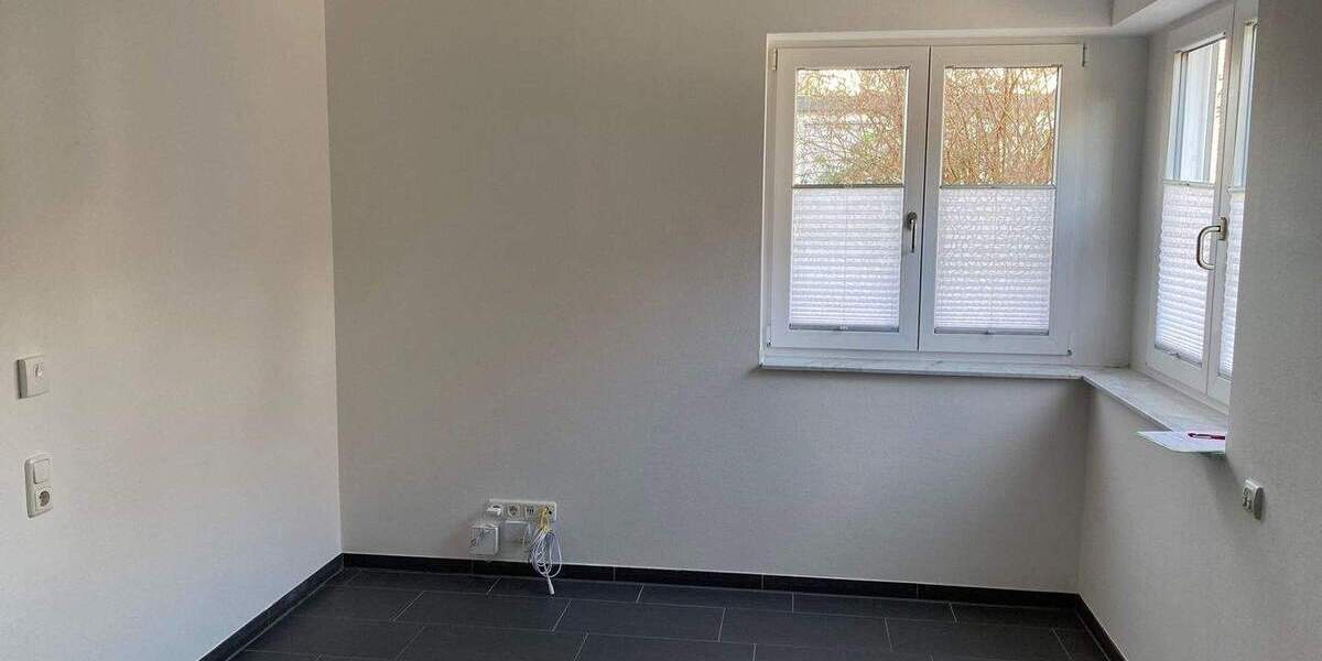 Etagenwohnung Bad Bellingen - 3 Zimmer, 92 m&sup2;, 1.020&euro; | Angebot:25899795