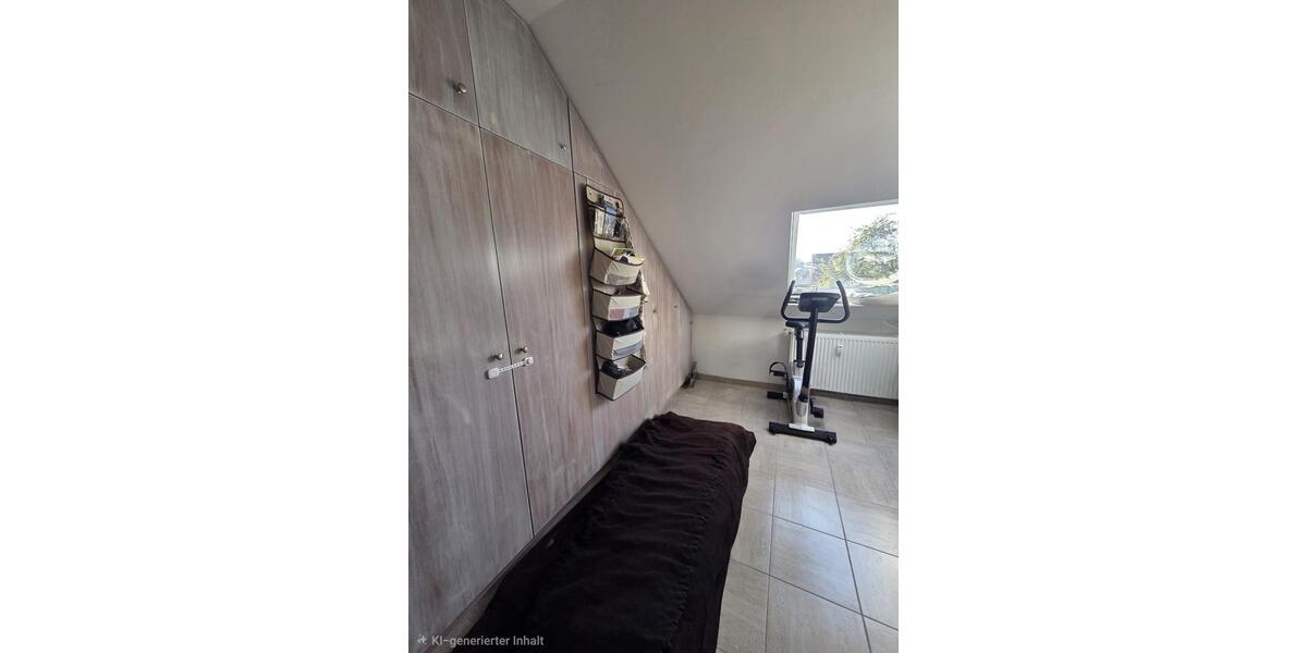Dachgeschoßwohnung Lotte - 4 Zimmer, 106 m&sup2;, 1.260&euro; | Angebot:26286333