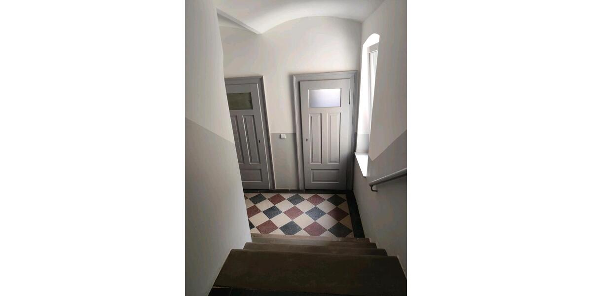 Dachgeschoßwohnung Glauchau - 3 Zimmer, 59 m&sup2;, 345&euro; | Angebot:26406541