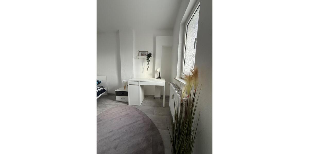 Wohnen auf Zeit Essen Huttrop - 1 Zimmer, 13 m&sup2;, 460&euro; | Angebot:25723303