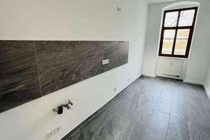 Wohnung zum Mieten in Chemnitz 450 € 89.2 m² 3 zimmer