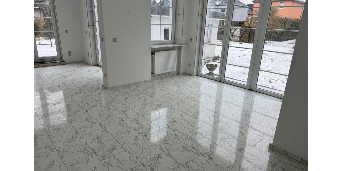 Einfamilienhaus Berlin Reinickendorf - 3 Zimmer, 150 m&sup2;, 2.800&euro; | Angebot:25178278