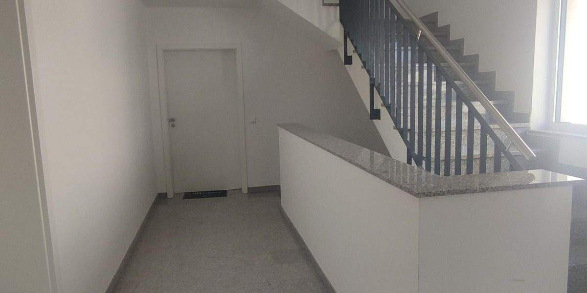 Etagenwohnung Kettig - 2 Zimmer, 65 m&sup2;, 850&euro; | Angebot:25689088