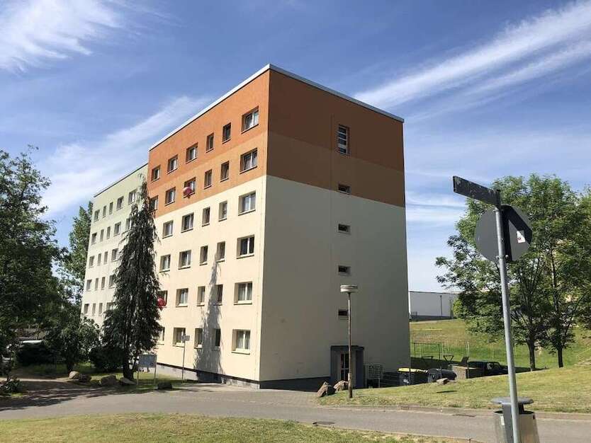 Wohnung zum Mieten in Döbeln 210 € 26.2 m²