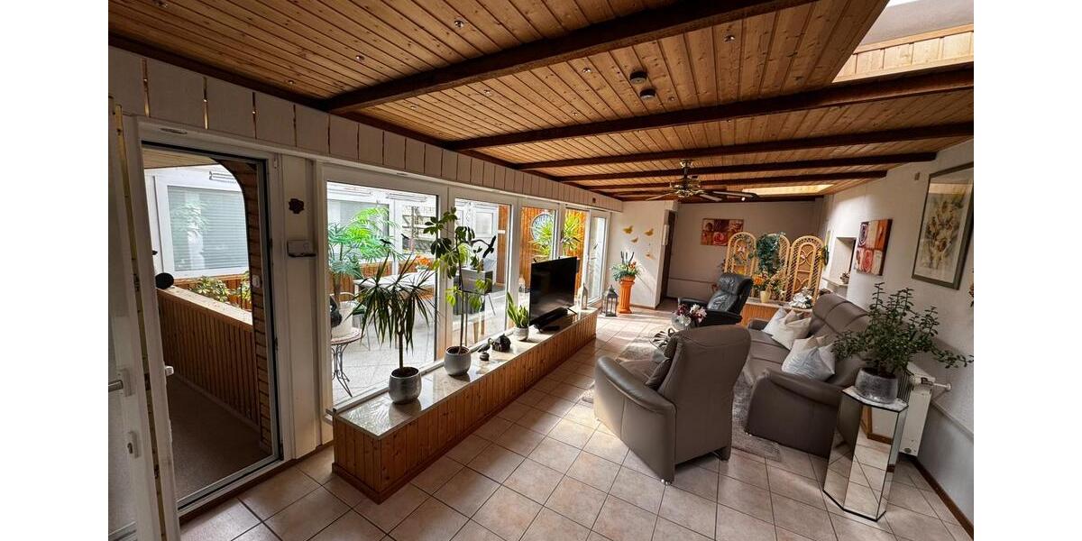 Bungalow Bad Segeberg - 9 Zimmer, 189 m&sup2;, 2.090&euro; | Angebot:26660091