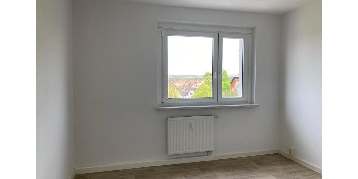 Dachgeschoßwohnung Ohrdruf - 3 Zimmer, 61 m&sup2;, 370&euro; | Angebot:26578232