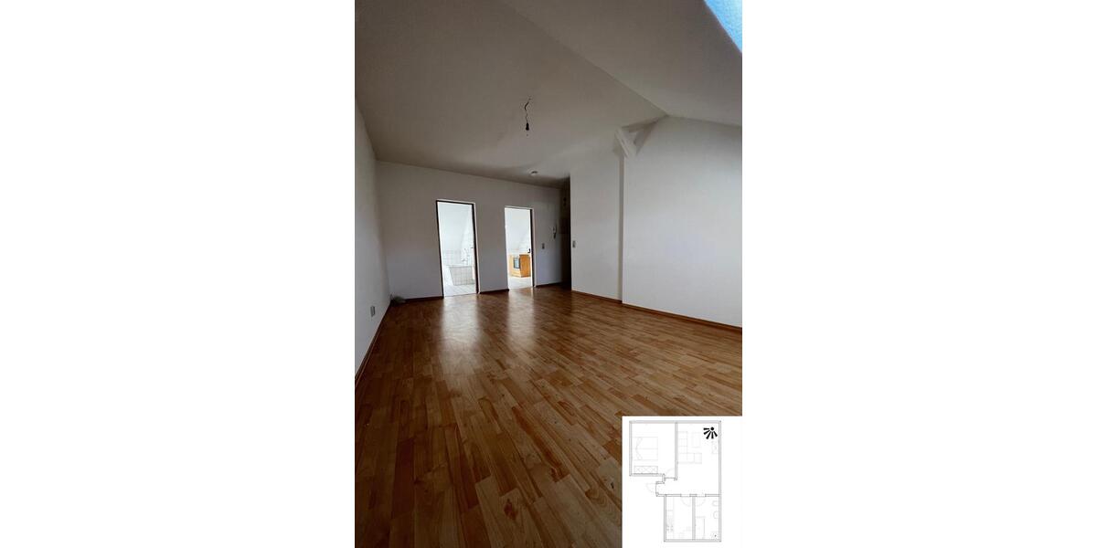 Dachgeschoßwohnung Mühlhausen (Thüringen) - 2 Zimmer, 45 m&sup2;, 250&euro; | Angebot:25537835
