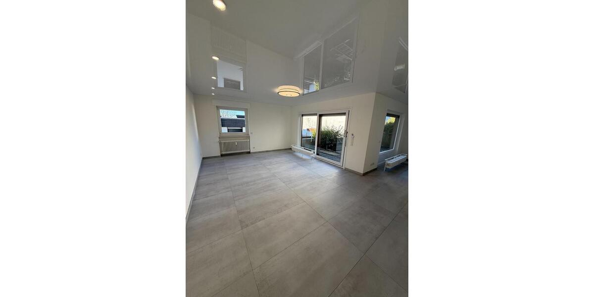 Erdgeschoßwohnung Saarbrücken Brebach-Fechingen - 2 Zimmer, 75 m&sup2;, 850&euro; | Angebot:24347627