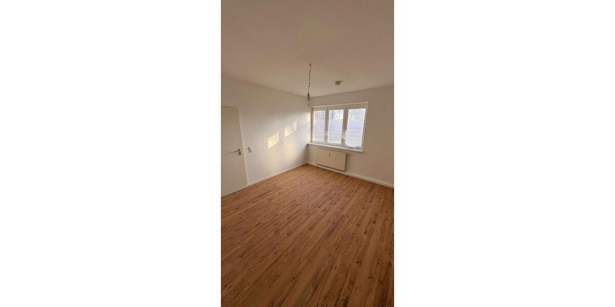 Erdgeschoßwohnung Zwenkau - 3 Zimmer, 49 m&sup2;, 450&euro; | Angebot:25883514
