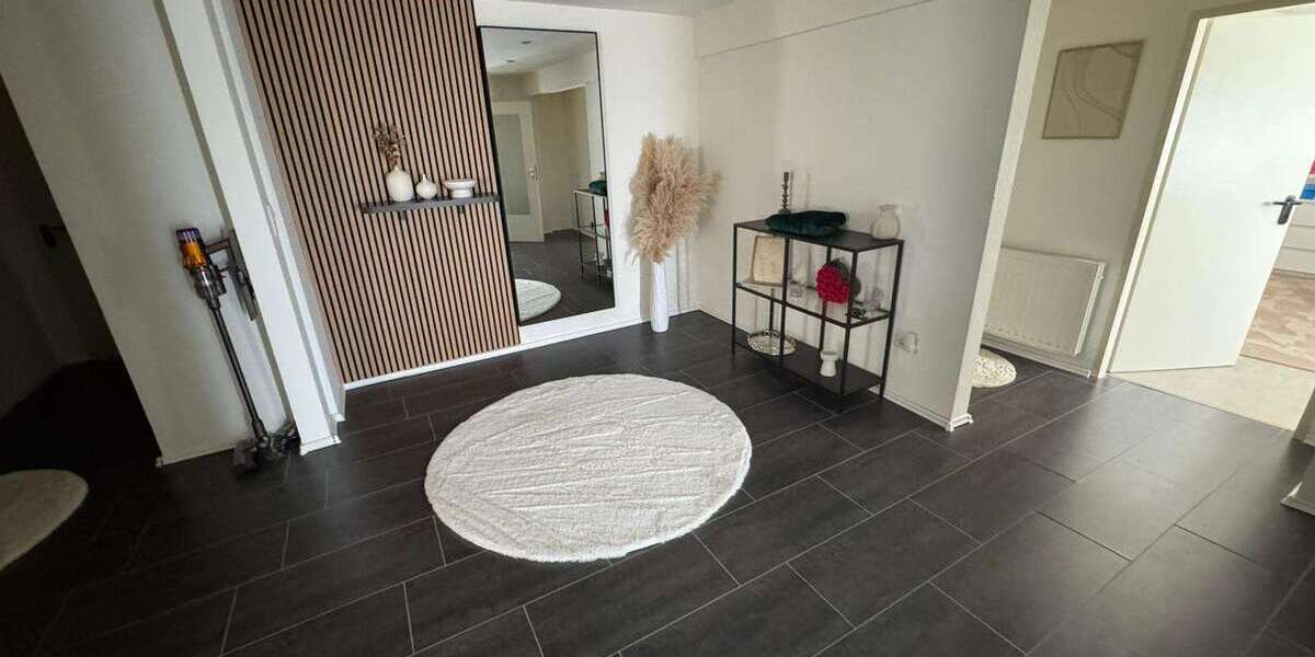 Etagenwohnung Schwlem Loh - 3 Zimmer, 115 m&sup2;, 910&euro; | Angebot:26762140