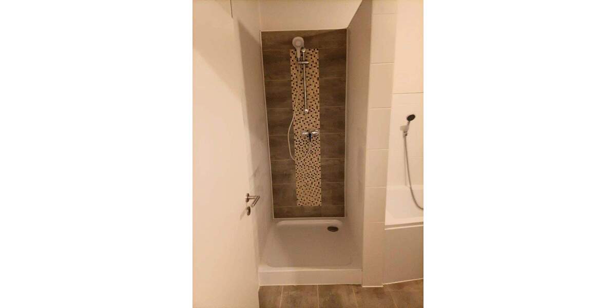 Etagenwohnung Apolda - 3 Zimmer, 75 m&sup2;, 650&euro; | Angebot:24845631