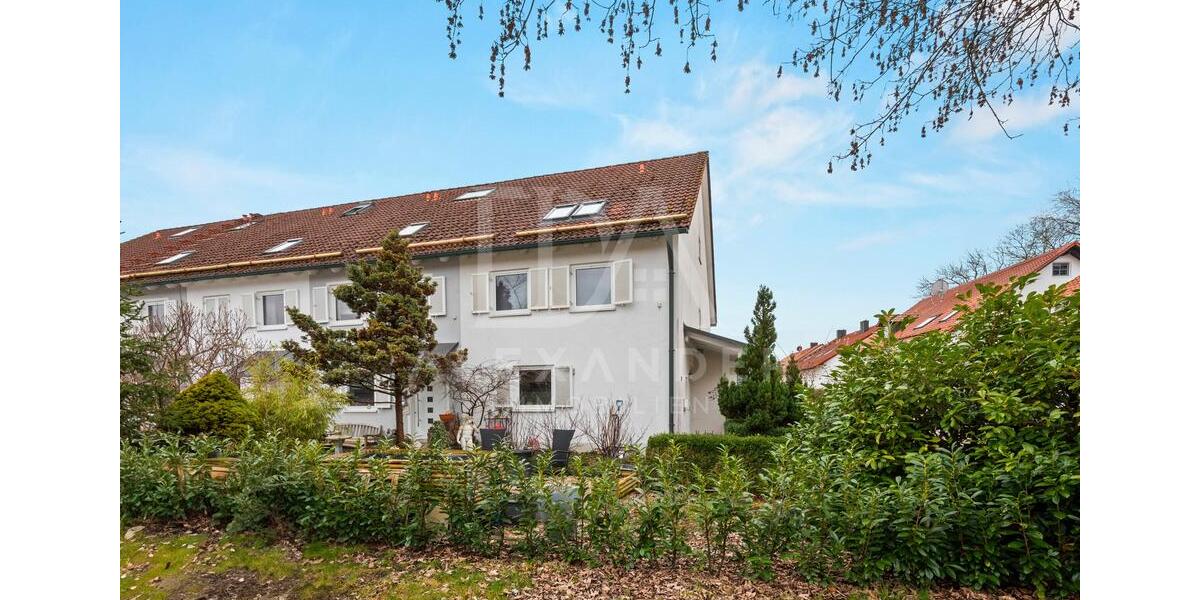 Reihenhaus Moosinning - 8 Zimmer, 138 m&sup2;, 1.990&euro; | Angebot:26670181