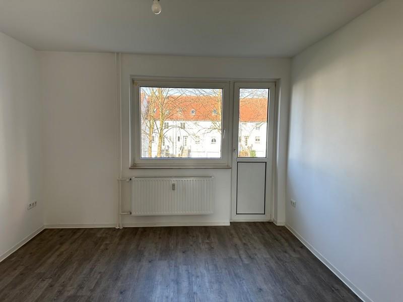 Renovierte 2-Zimmer-Wohnung mit Balkon zimmer