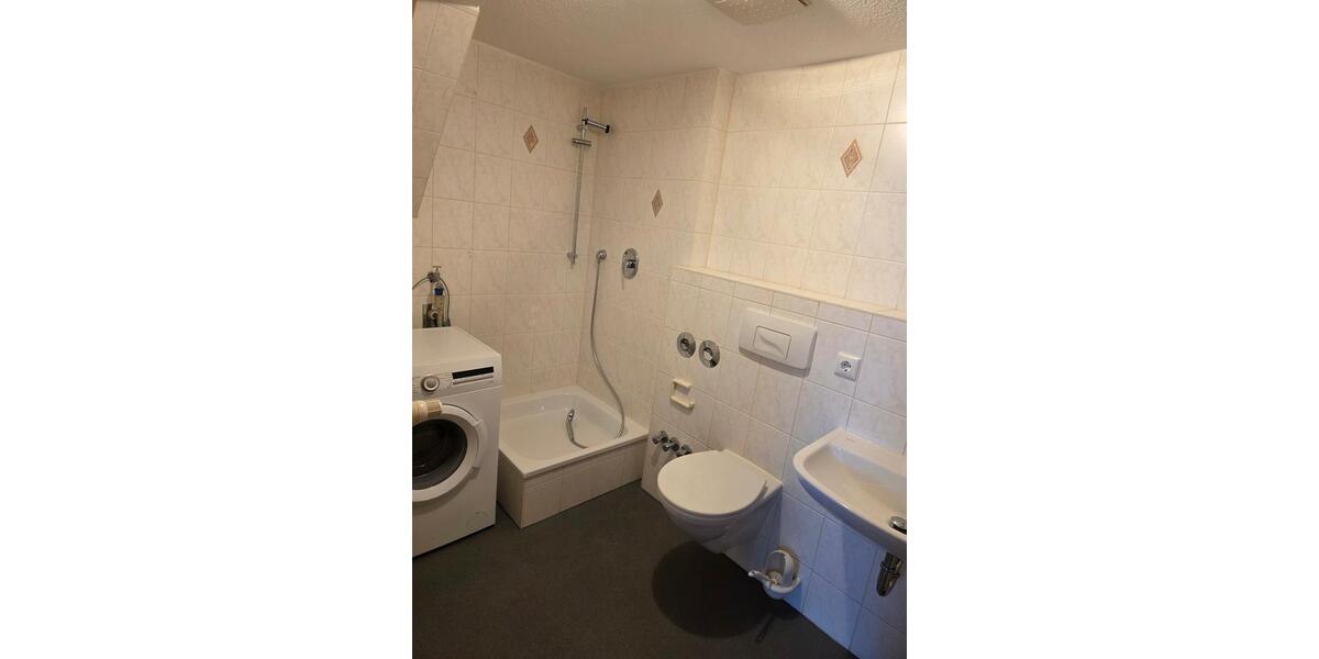 Dachgeschoßwohnung Triptis - 2.5 Zimmer, 422&euro; | Angebot:21660722