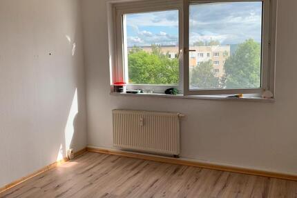 Wohnen auf Zeit Halle (Saale) Gesundbrunnen - 1 Zimmer, 11 m&sup2;, 350&euro; | Angebot:26603531