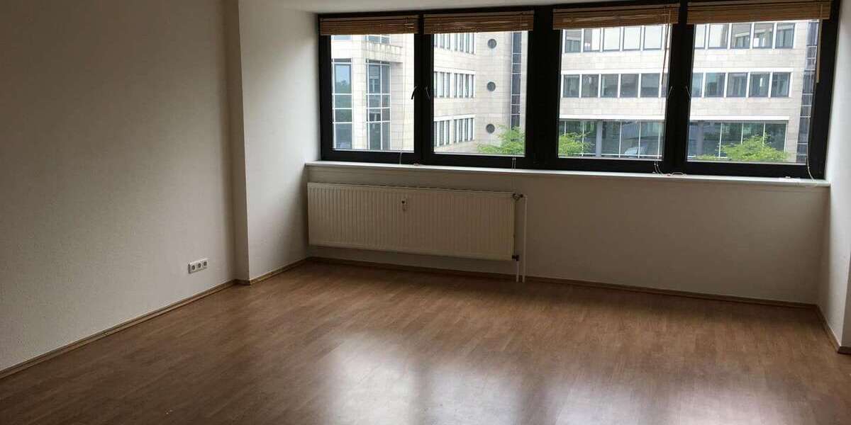 Etagenwohnung Düsseldorf Heerdt - 1 Zimmer, 45 m&sup2;, 350&euro; | Angebot:27069073