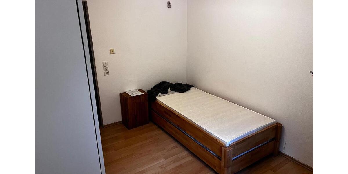 Wohnen auf Zeit Tübingen Derendingen - 1 Zimmer, 12 m&sup2;, 450&euro; | Angebot:24351276