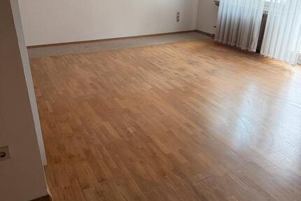 Wohnung Brühl - 2 Zimmer, 80 m&sup2;, 1.300&euro; | Angebot:27583716