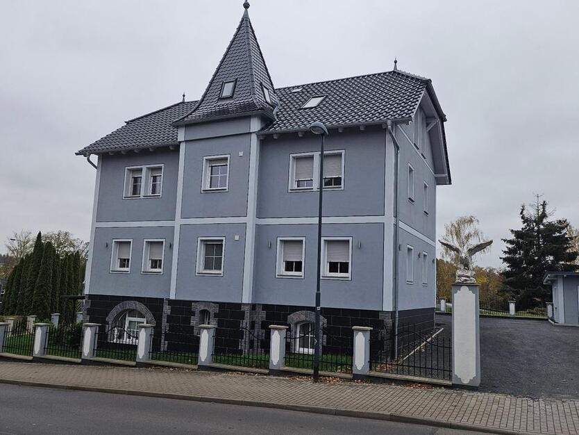 helle, große 3-Raum-Wohnung, Fußbodenheizung, Tageslichtbad