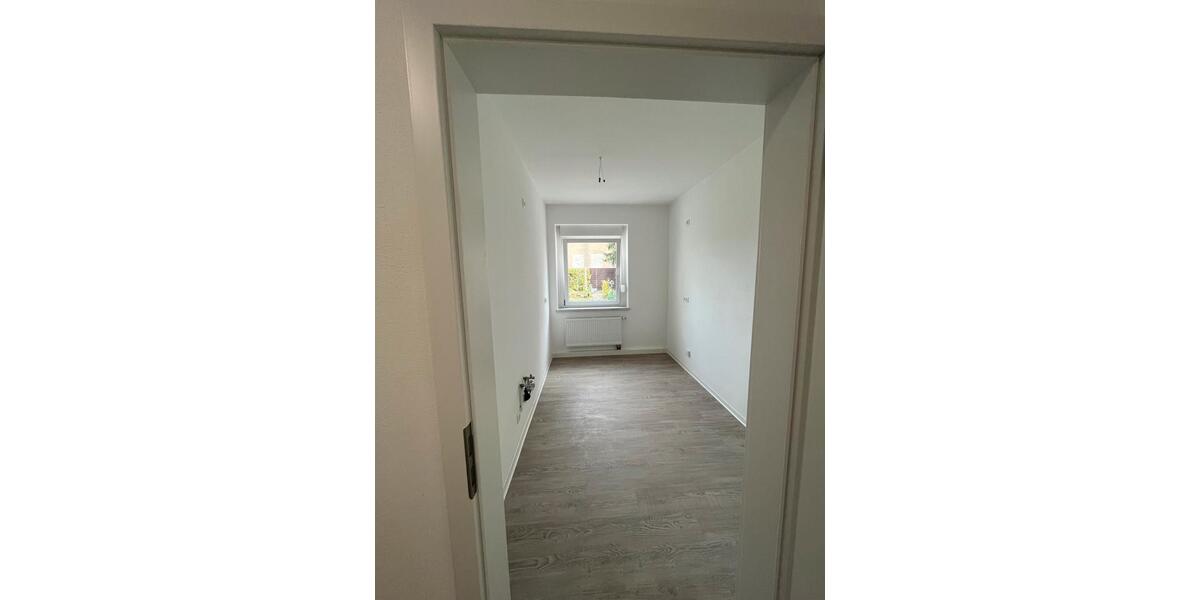 Etagenwohnung Mügeln - 3 Zimmer, 75 m&sup2;, 650&euro; | Angebot:24997093