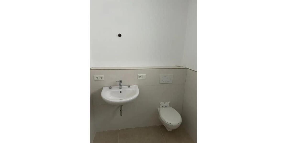 Etagenwohnung Neunkirchen Heinitz - 2 Zimmer, 75 m&sup2;, 850&euro; | Angebot:26586691